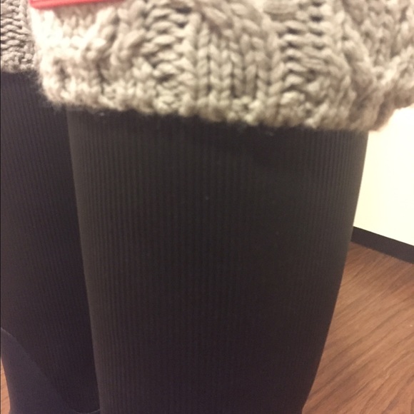 Hunter Winter/Rain boots (Socks NOT INCLUDED) - Picture 3 of 3